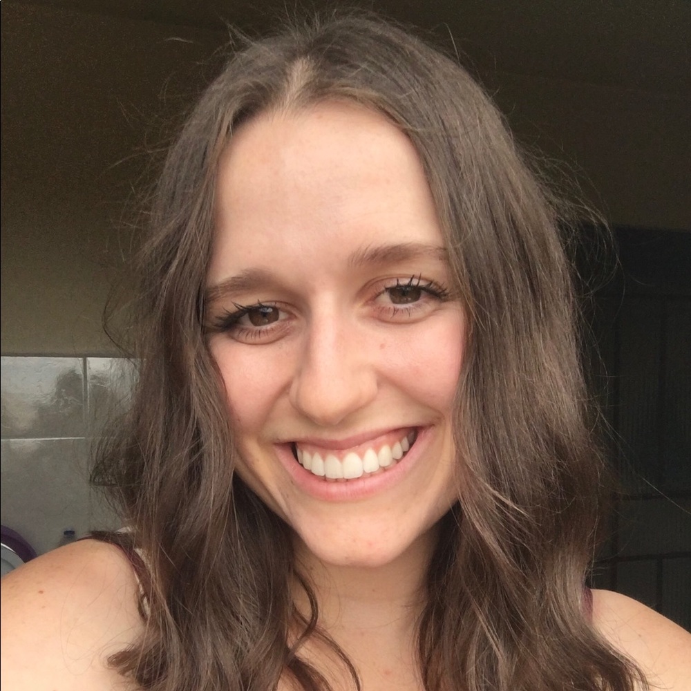 Meet your Posher, Hannah